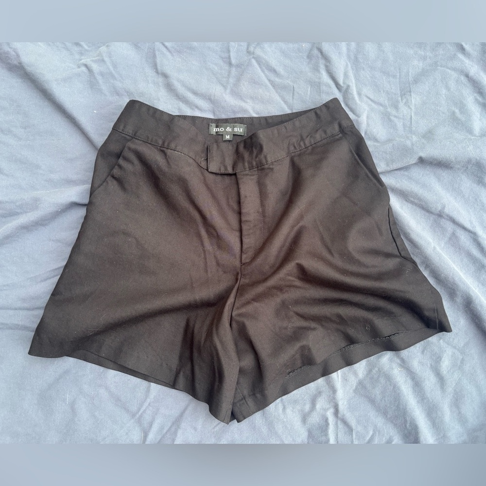 Mo & Su vintage Black Women's Tailored Shorts Size Medium